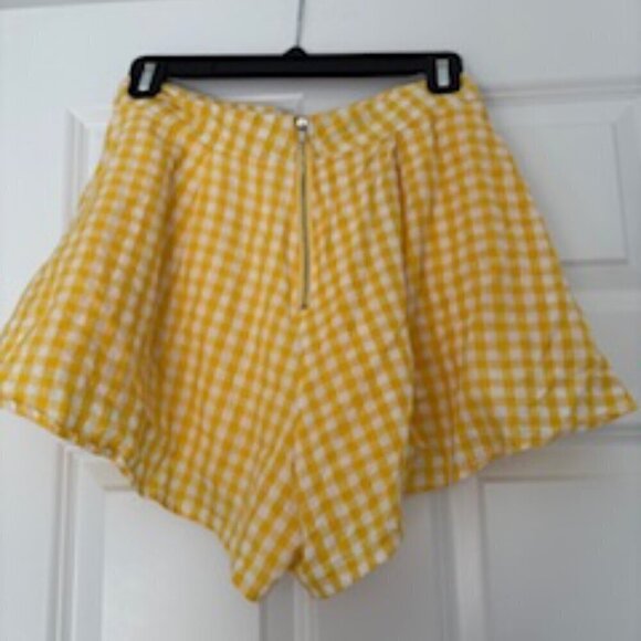 Gingham Yellow Skort - Picture 2 of 3